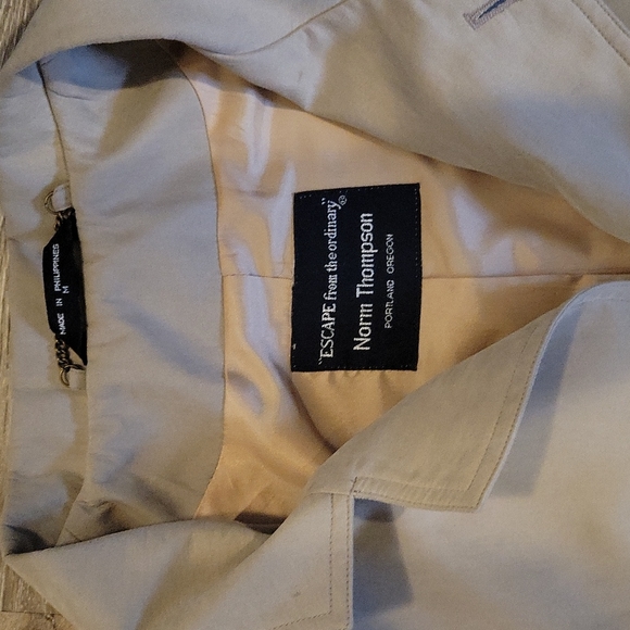 Norm Thompson jacket - Picture 2 of 7